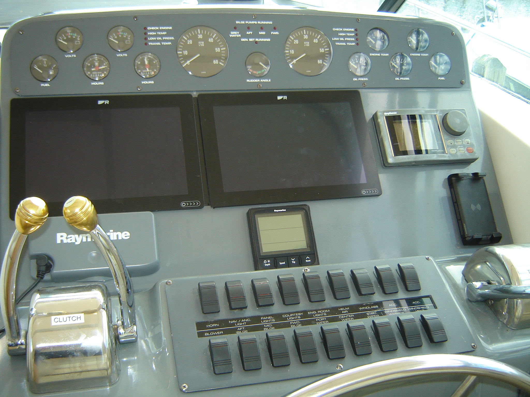 Slide: The Image of Tiara 3500 EXPRESS 1997 - 41