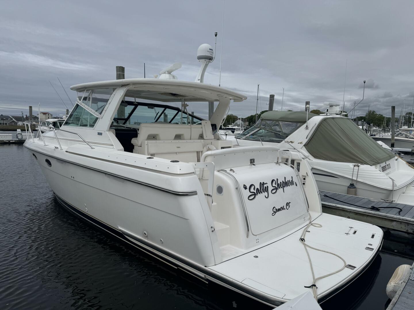 Slide: The Image of Tiara 3500 Express 2001 - 5336067