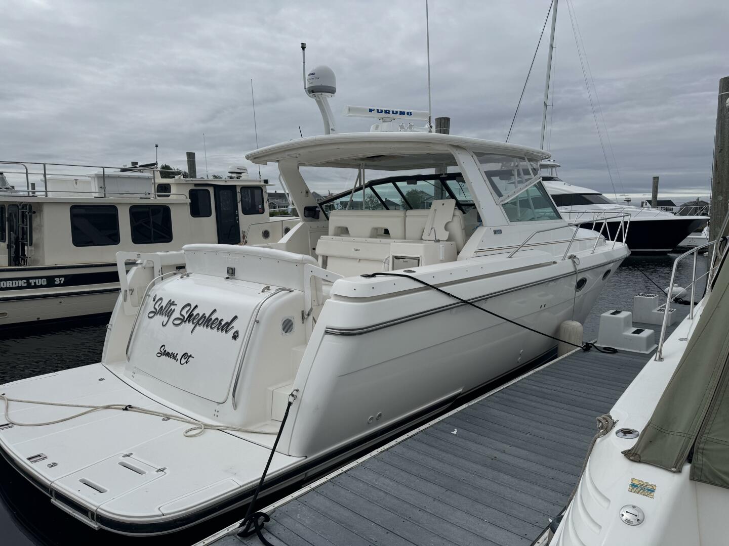 Slide: The Image of Tiara 3500 Express 2001 - 5336068