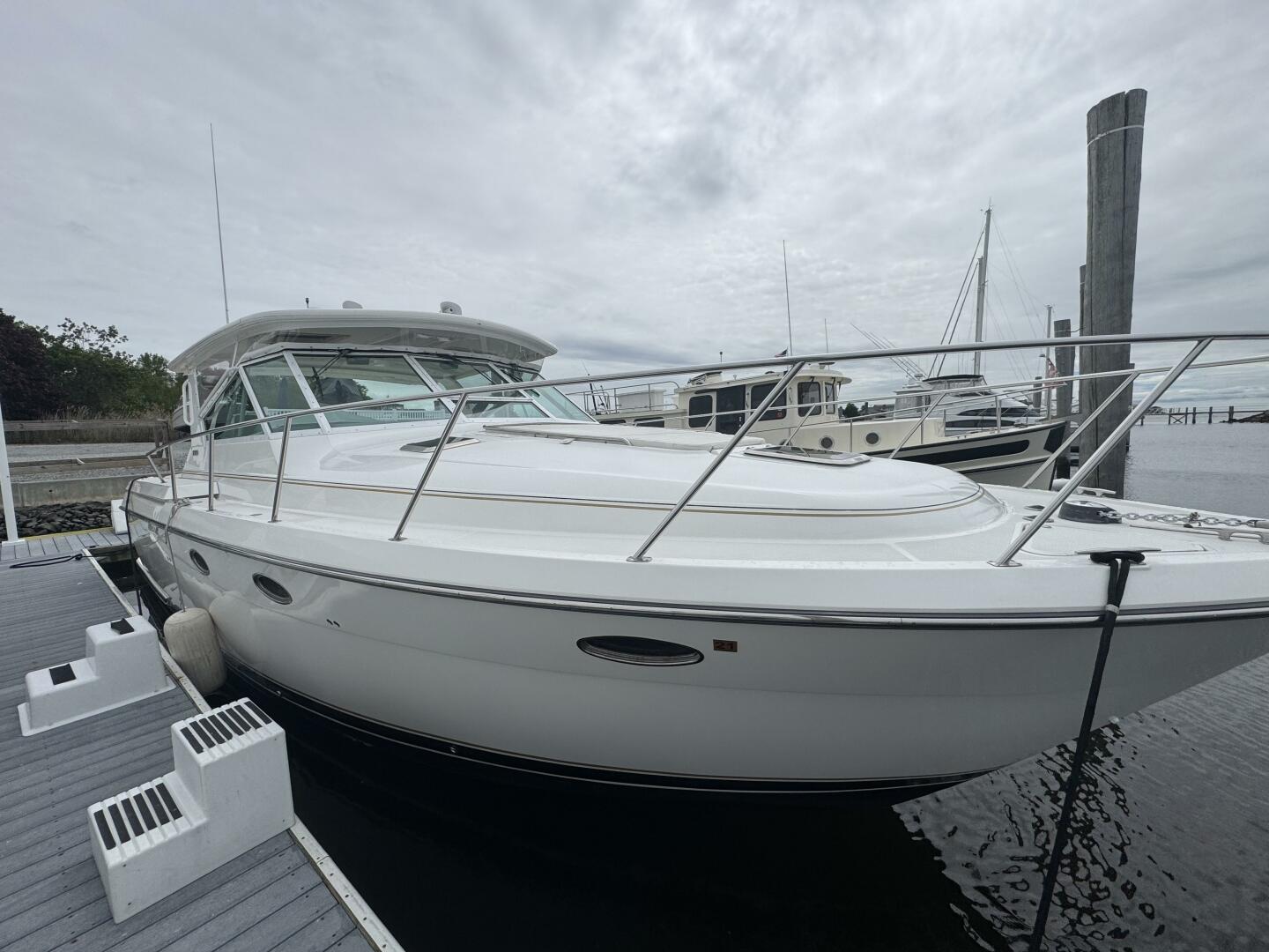 Slide: The Image of Tiara 3500 Express 2001 - 5336069