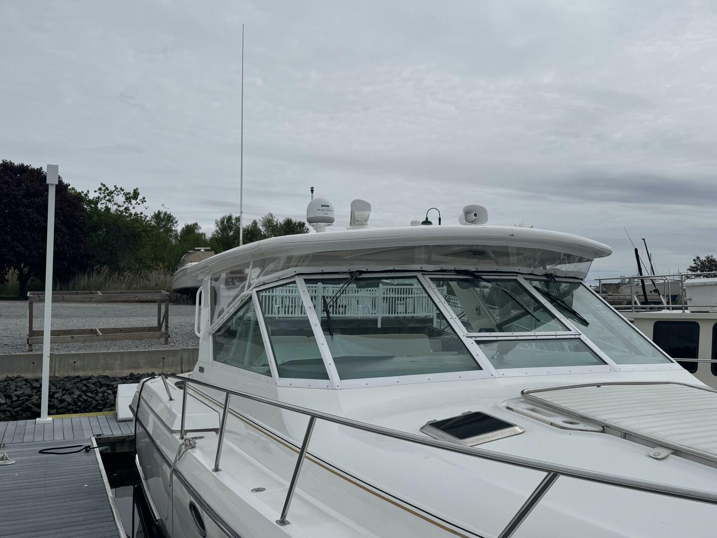 Slide: The Image of Tiara 3500 Express 2001 - 5336071