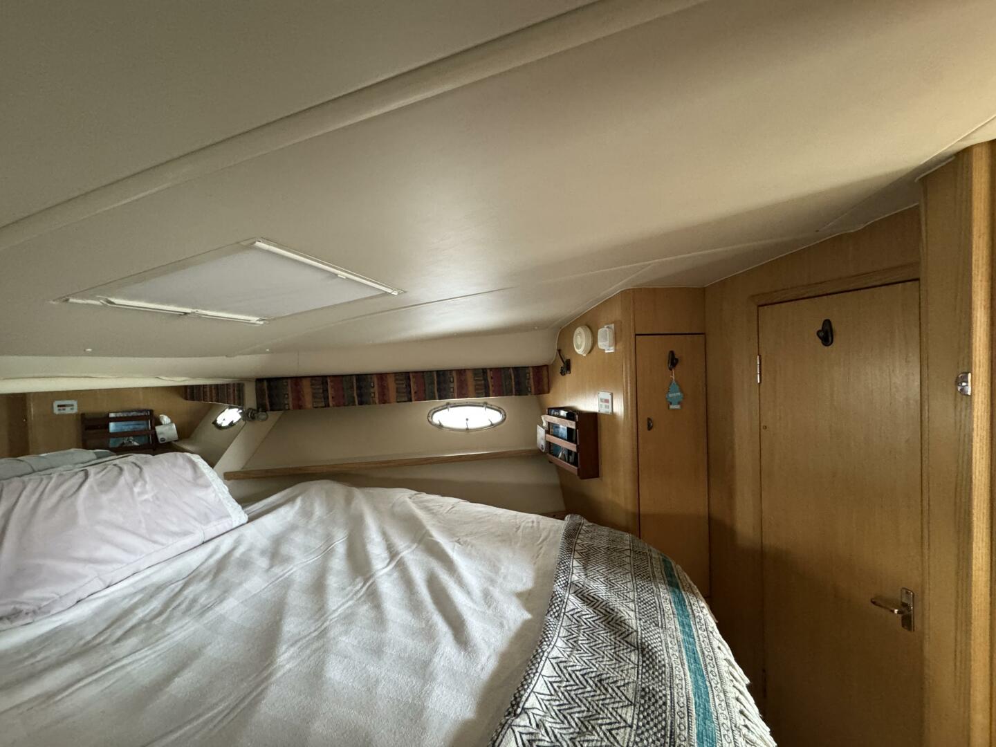 Slide: The Image of Tiara 3500 Express 2001 - 5336090