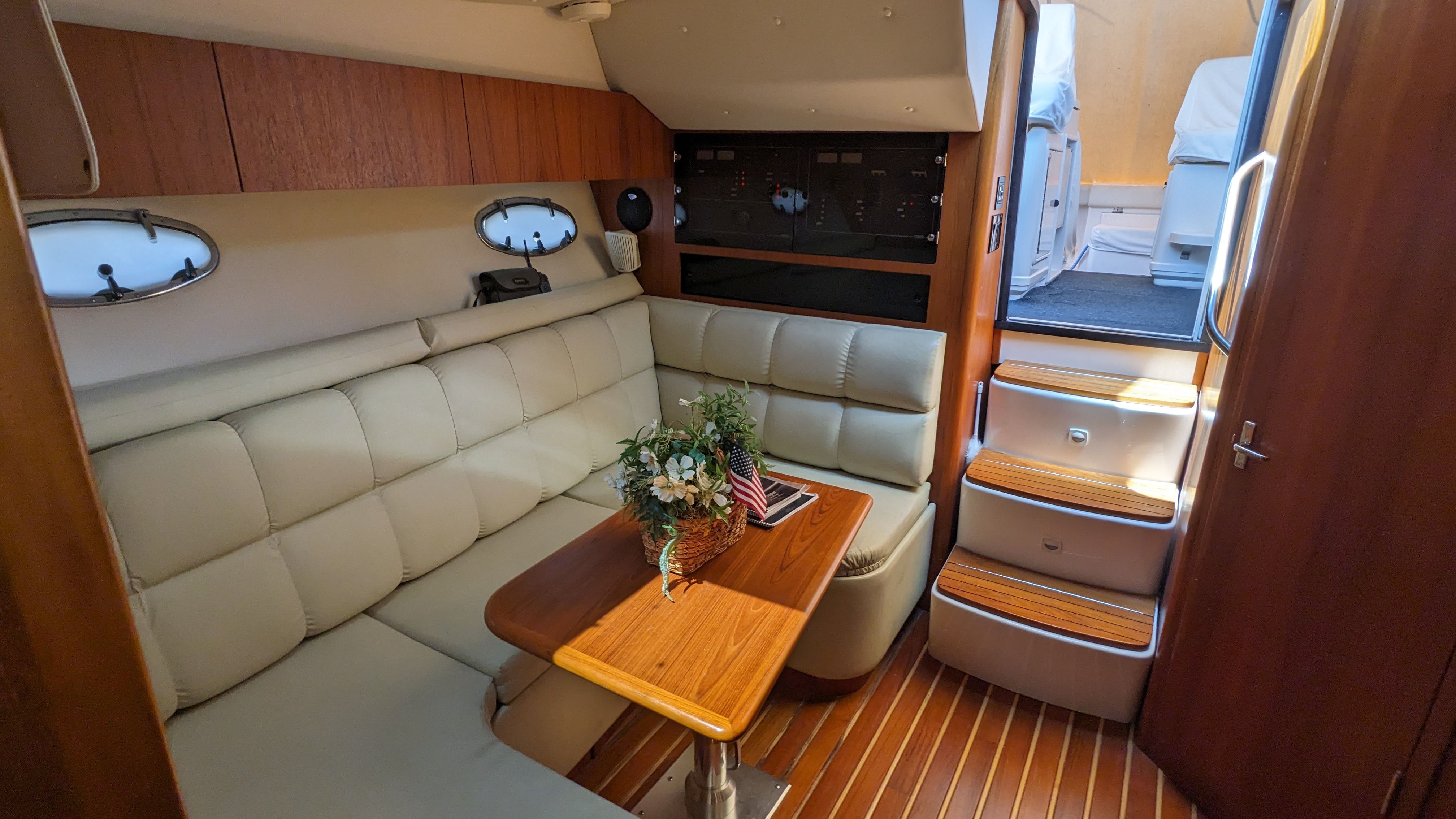 Slide: The Image of Tiara 3500 OPEN 1999 - 11