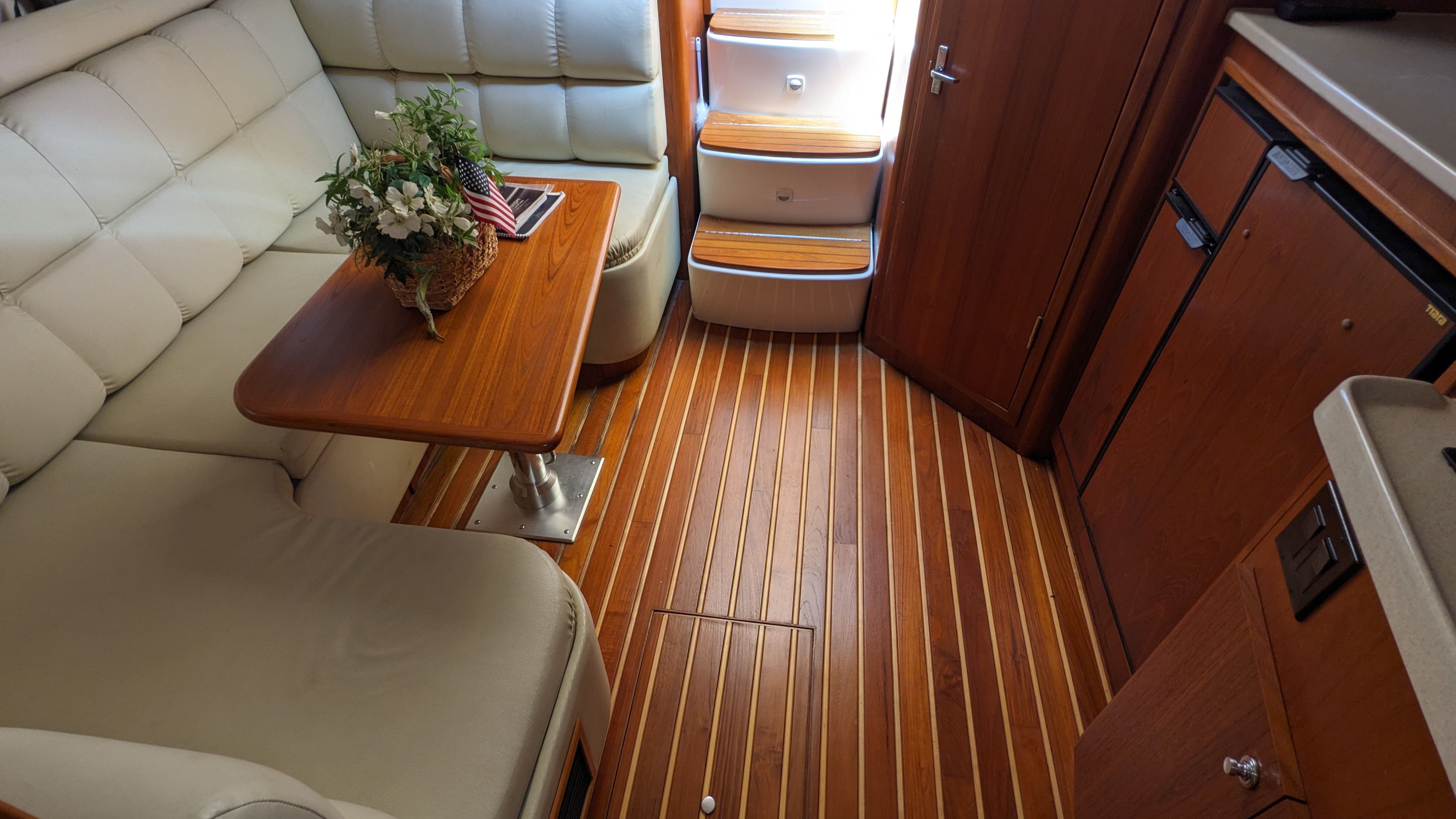 Slide: The Image of Tiara 3500 OPEN 1999 - 16
