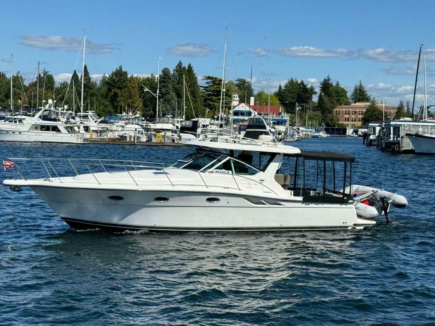 Slide: The Image of Tiara 3500 Open 2000 - 4365763