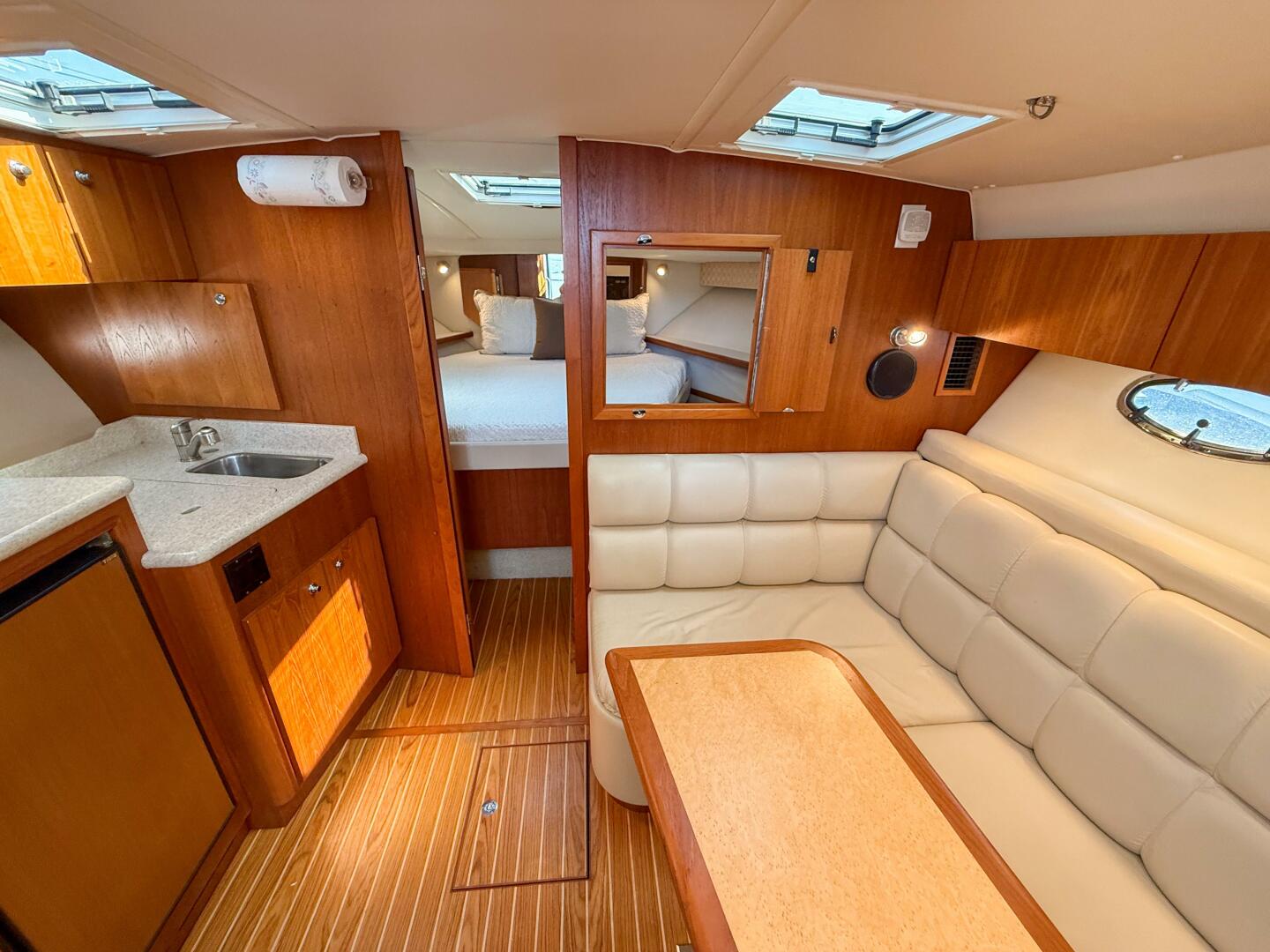 Slide: The Image of Tiara 3500 Open 2002 - 5241758