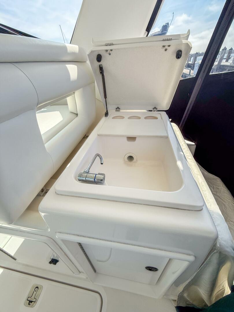 Slide: The Image of Tiara 3500 Open 2002 - 5241766