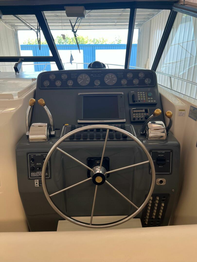 Slide: The Image of Tiara 35 Express 1995 - 5531101