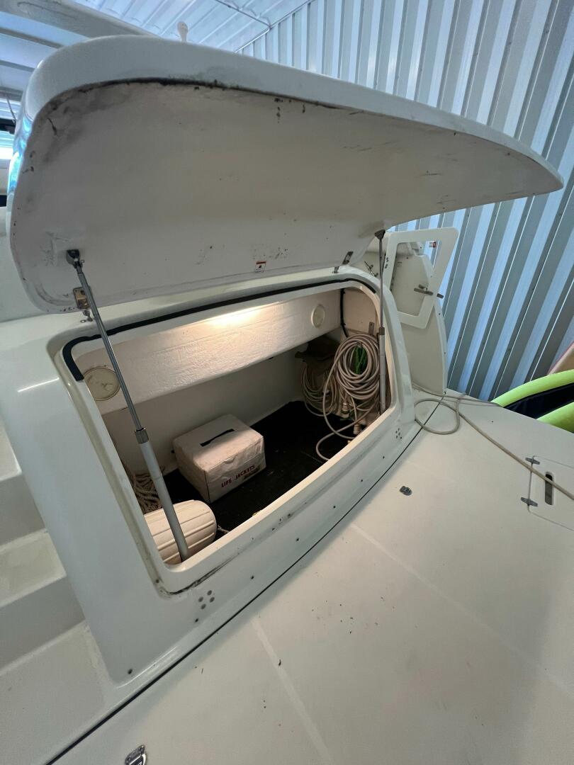 Slide: The Image of Tiara 35 Express 1995 - 5531109