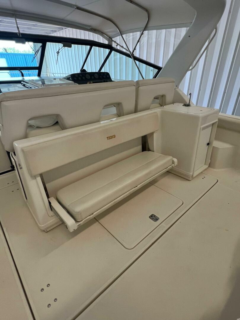 Slide: The Image of Tiara 35 Express 1995 - 5531163