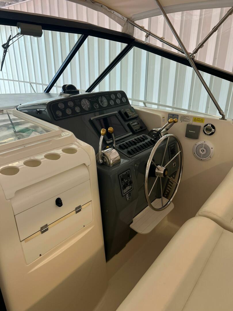 Slide: The Image of Tiara 35 Express 1995 - 5531170