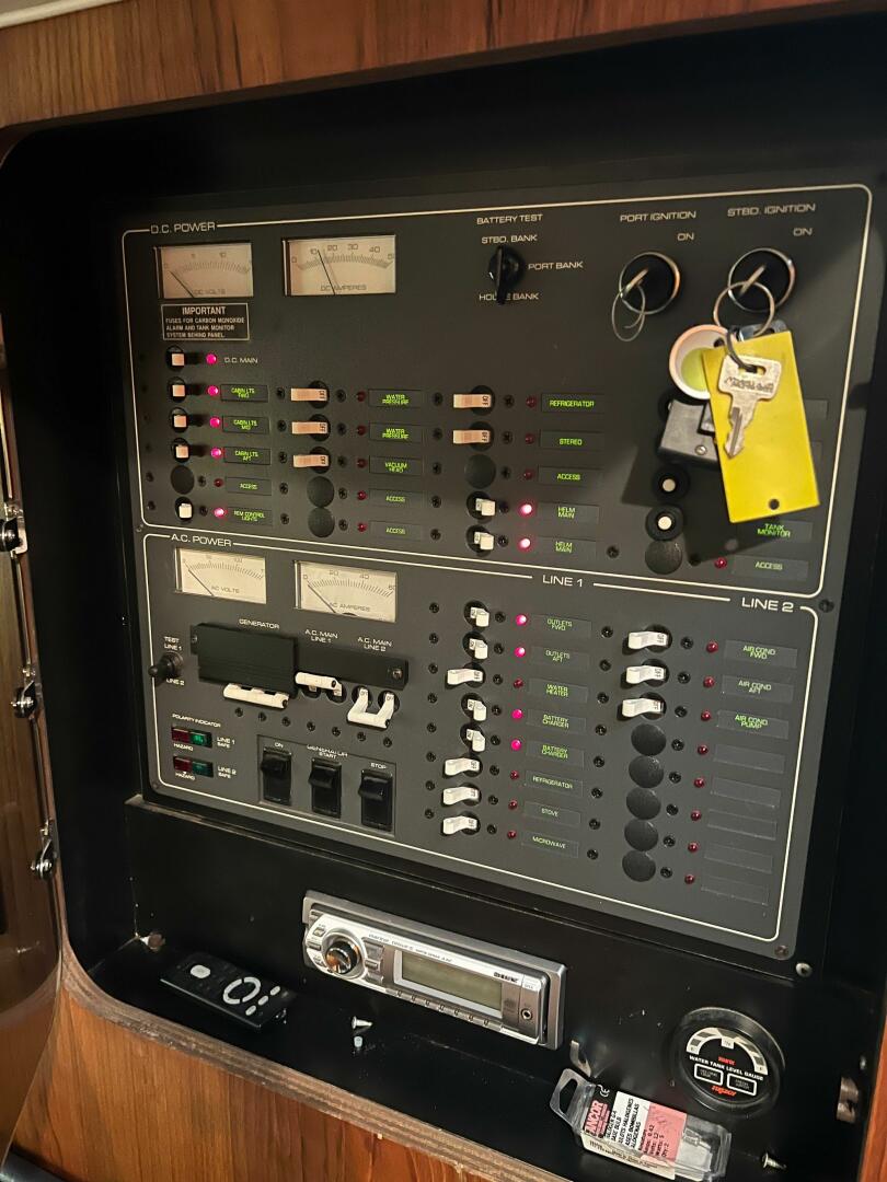 Slide: The Image of Tiara 35 Express 1995 - 5531180