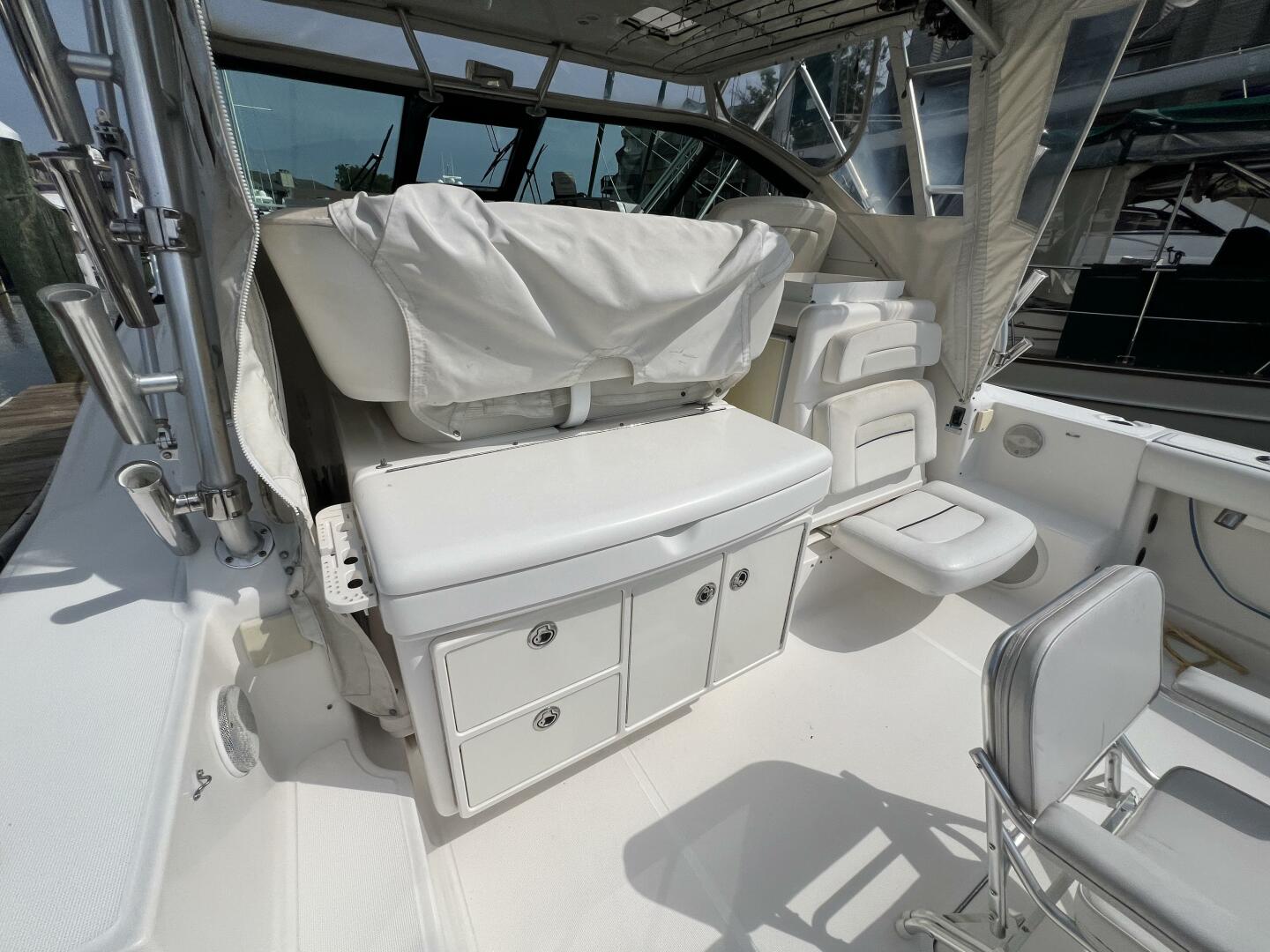 Slide: The Image of Tiara 3600 Open 2005 - 5279251