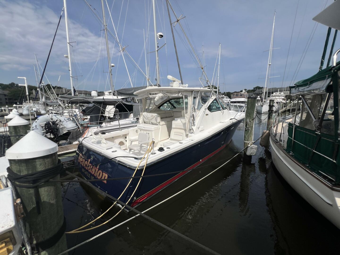 Slide: The Image of Tiara 3600 Open 2005 - 5279260