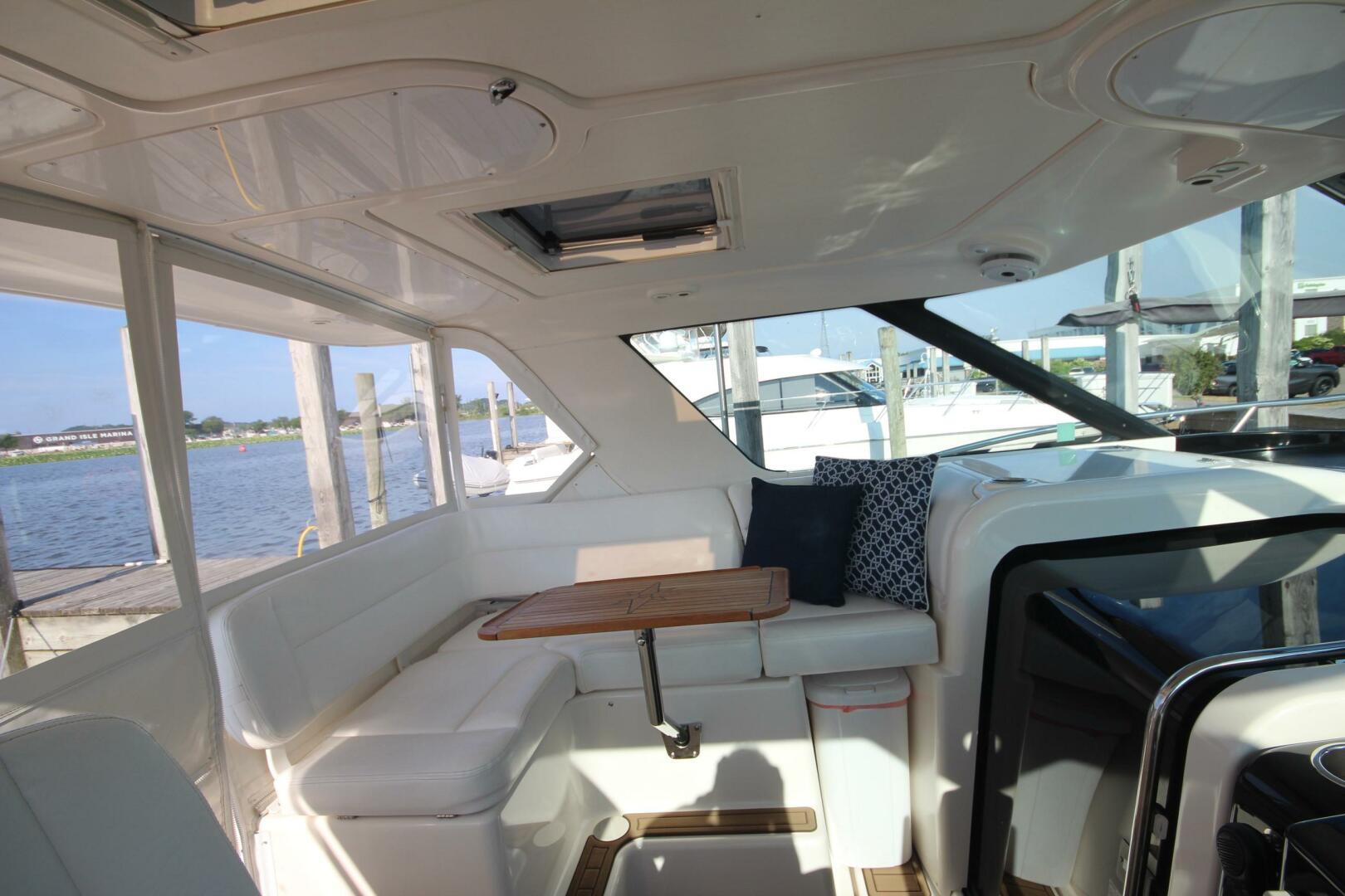 Slide: The Image of Tiara 3600 Sovran 2004 - 5507360