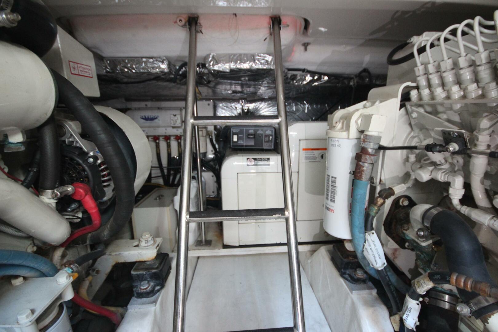 Slide: The Image of Tiara 3600 Sovran 2004 - 5507391