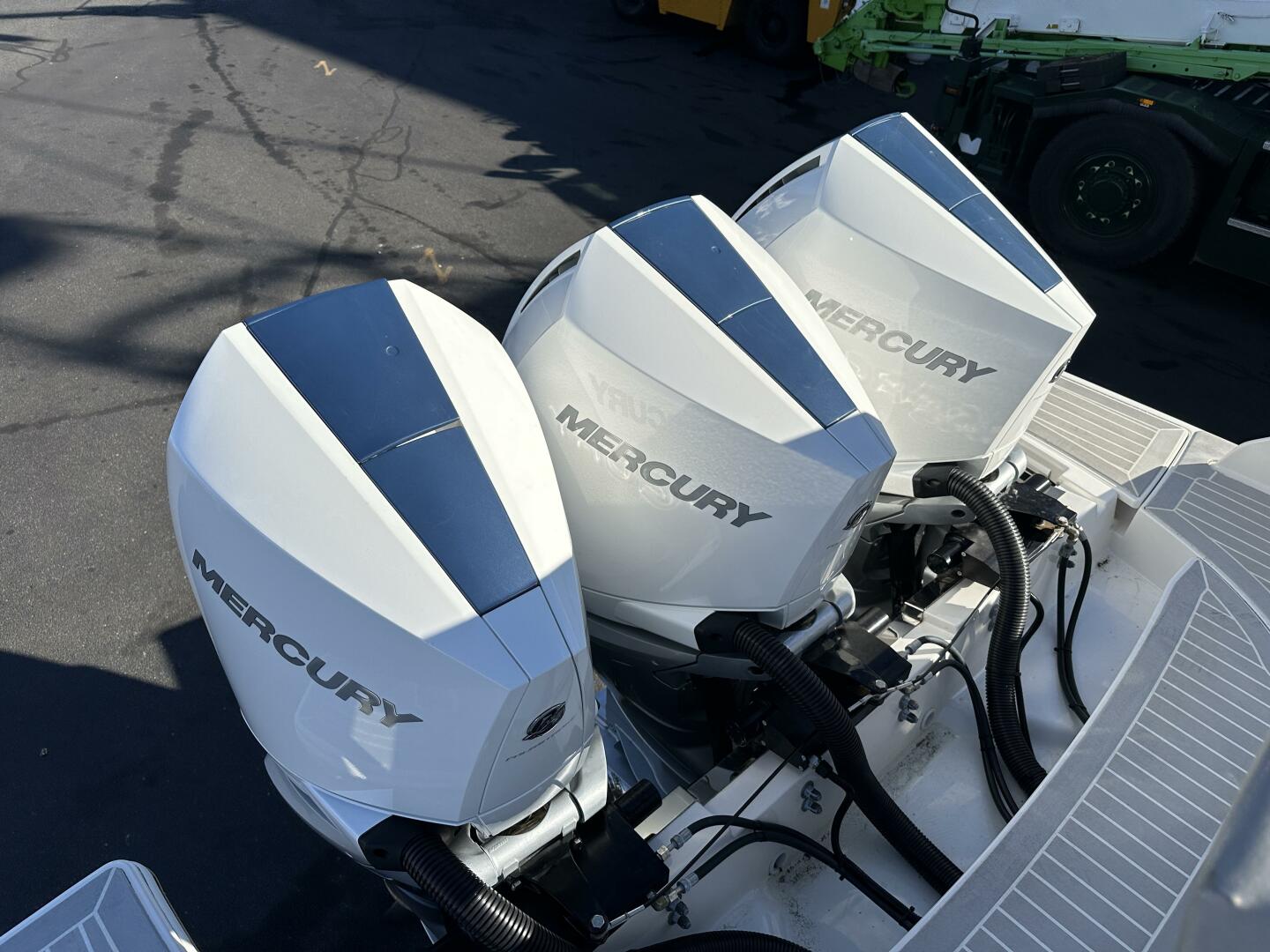 Slide: The Image of Tiara 38 2022 - 5236985