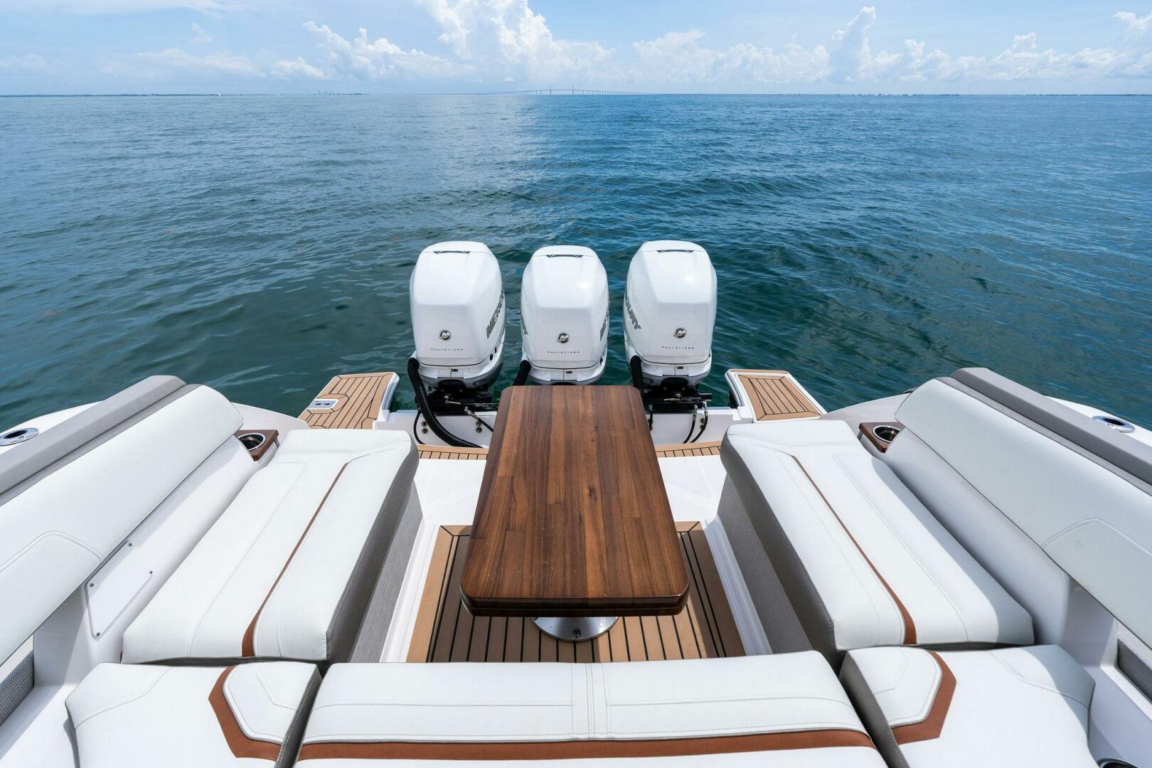 Slide: The Image of 2023 Tiara Yachts 38 LS - 5415536