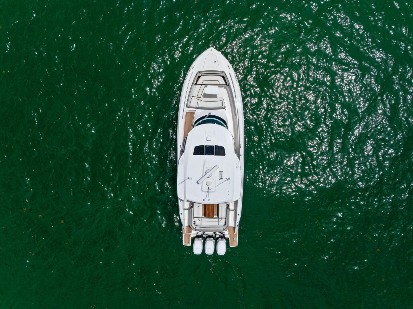 Slide: The Image of 2023 Tiara Yachts 38 LS - 5415715