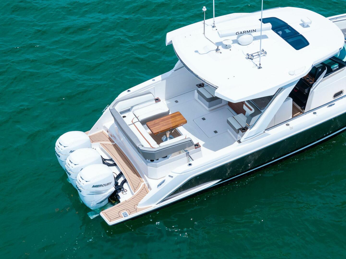 Slide: The Image of 2023 Tiara Yachts 38 LS - 5415732