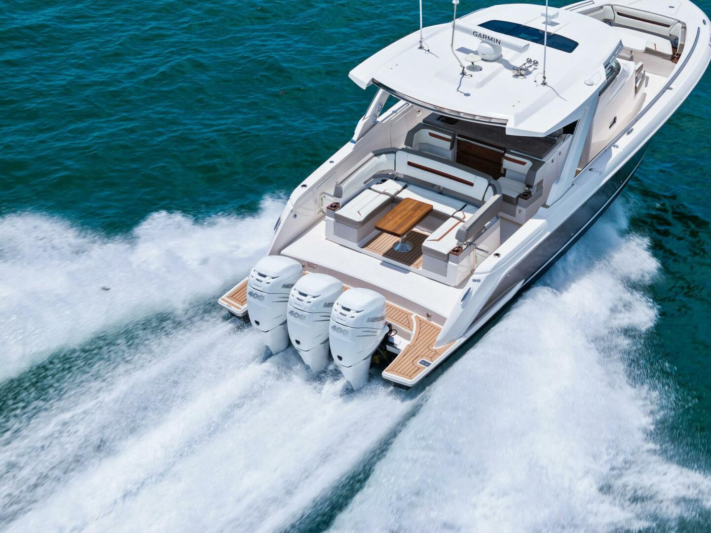 Slide: The Image of 2023 Tiara Yachts 38 LS - 5415752