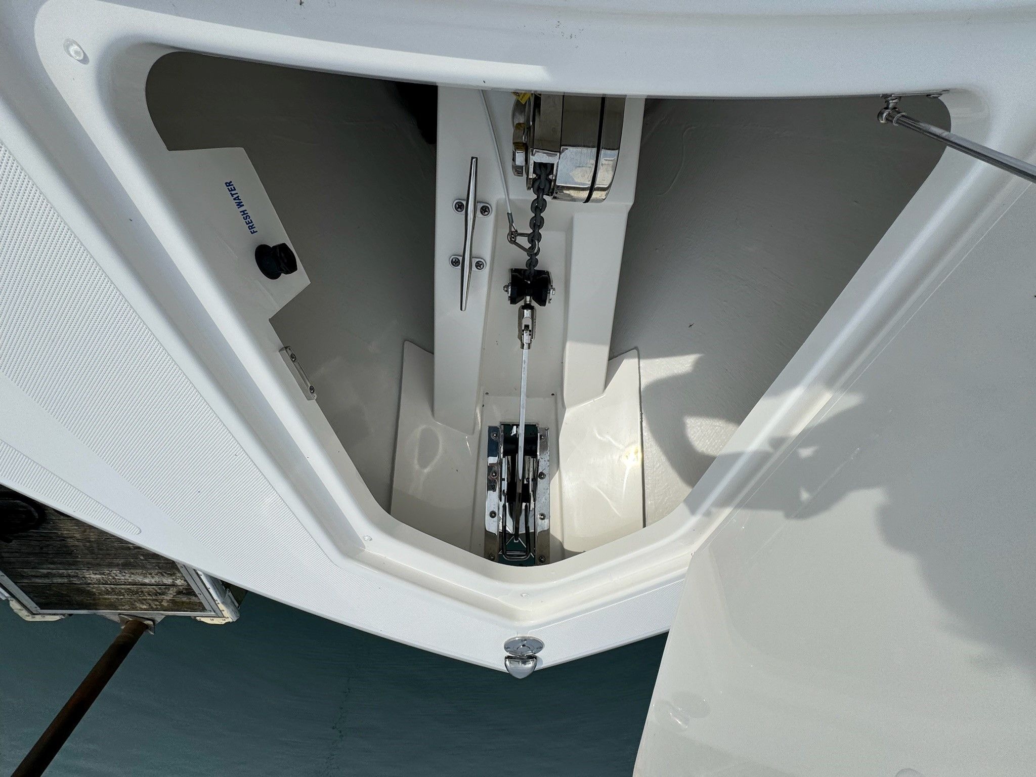 Slide: The Image of Tiara 38 LS 2025 - 49