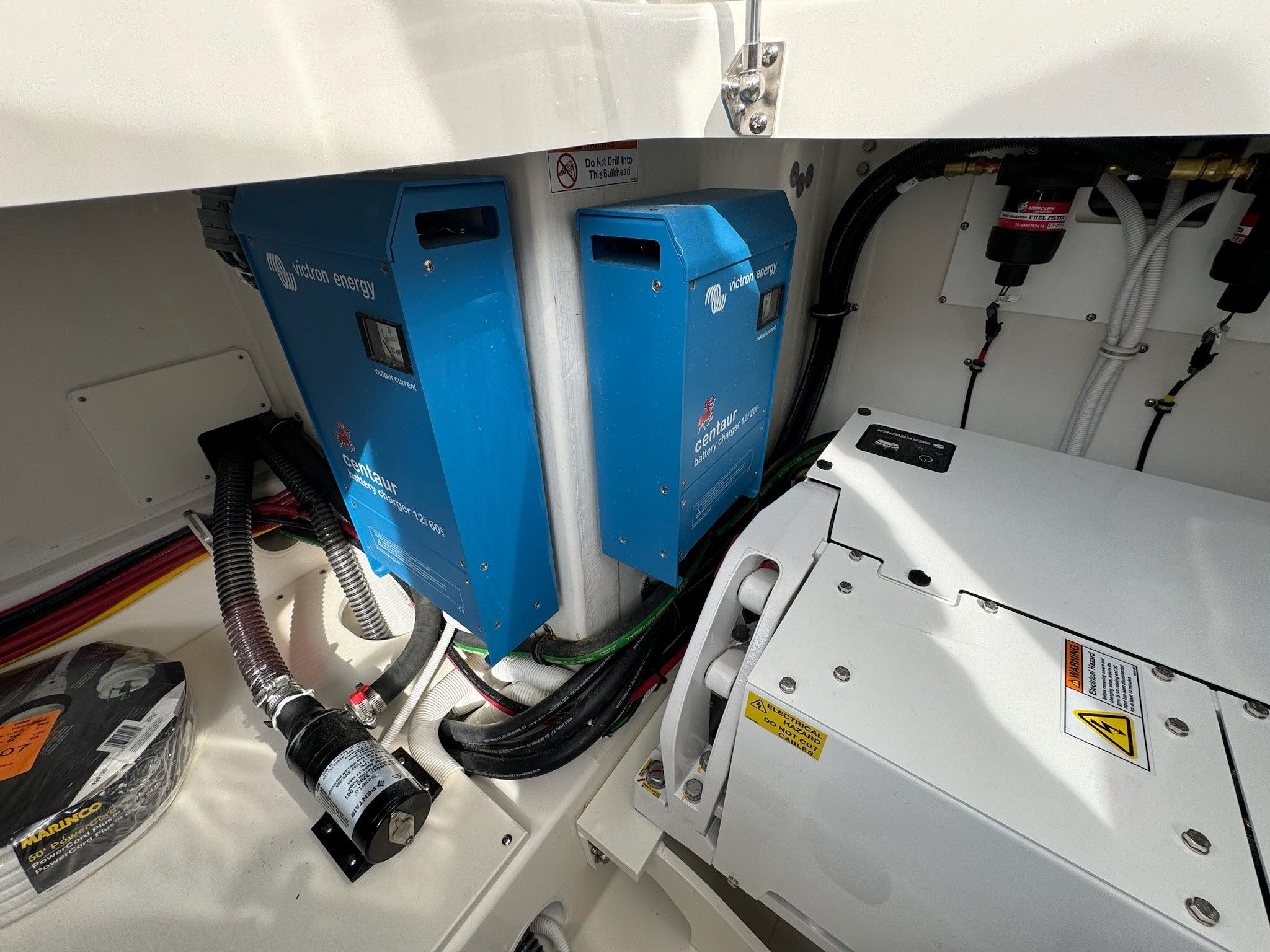 Slide: The Image of Tiara 38 LS 2025 - 55