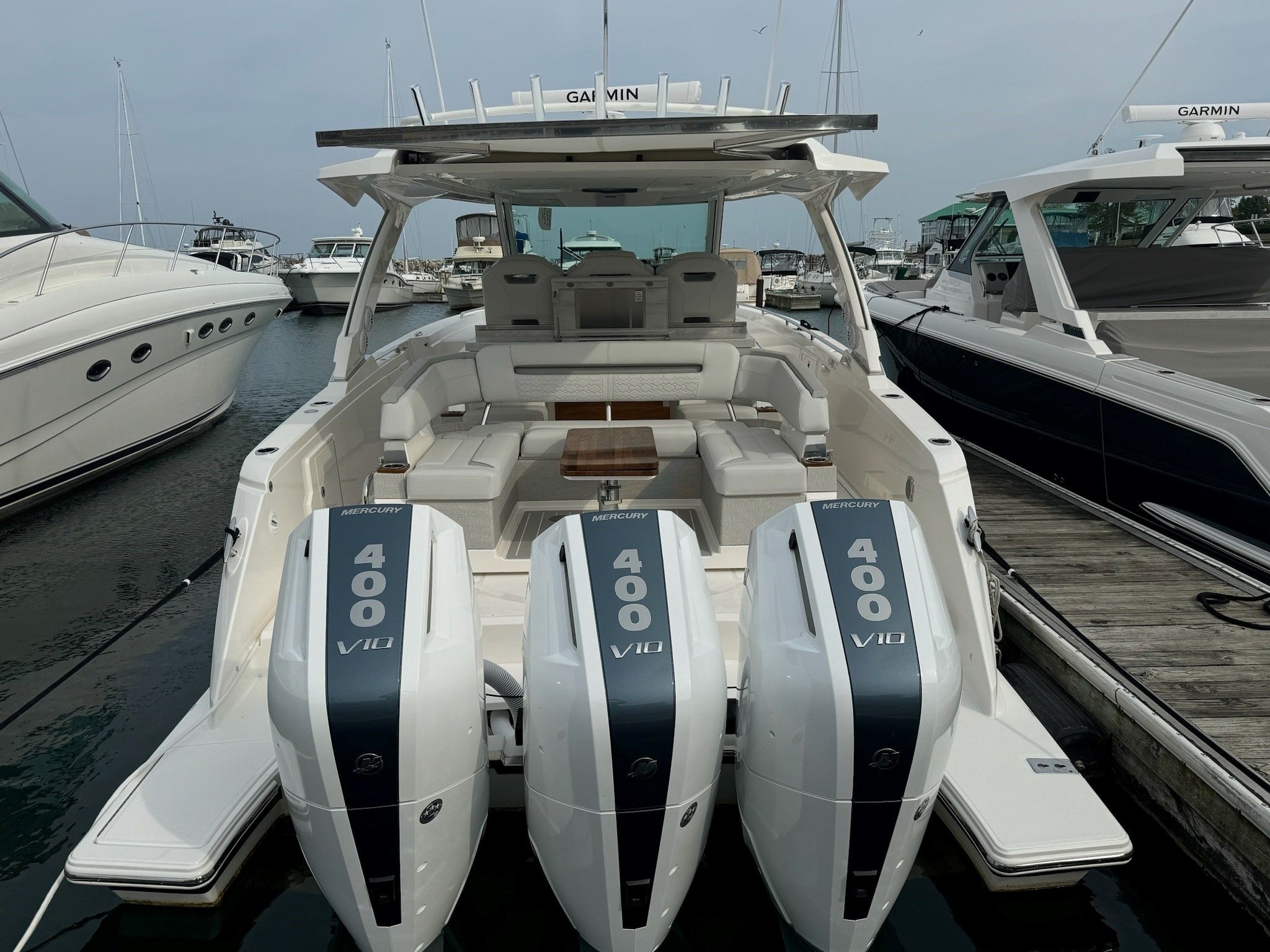 Slide: The Image of Tiara 38 LS 2025 - 6