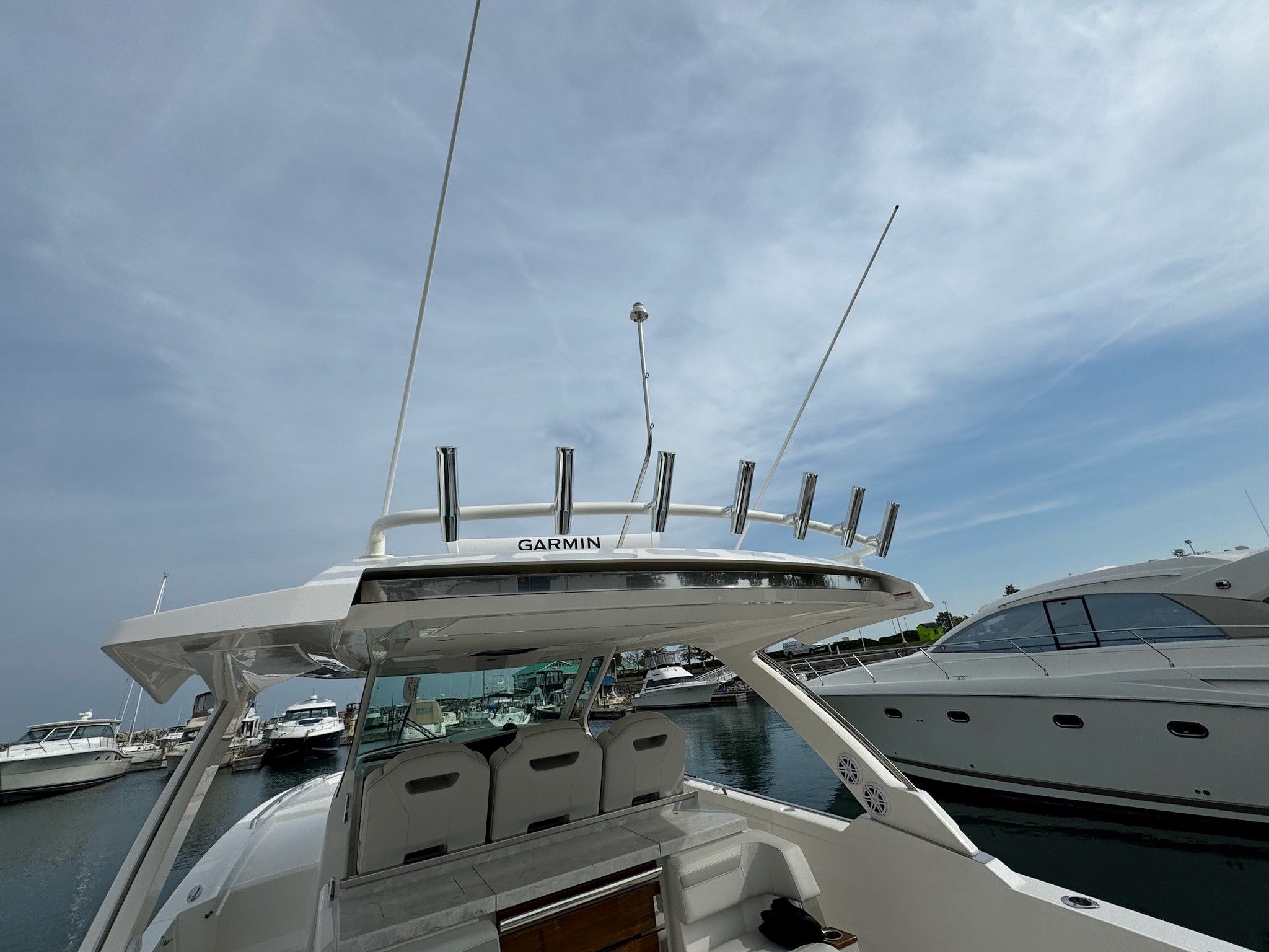 Slide: The Image of Tiara 38 LS 2025 - 8