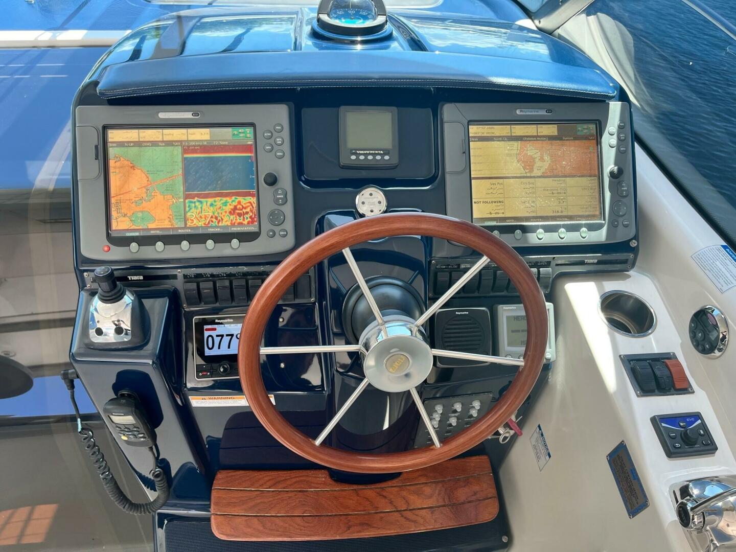 Slide: The Image of 2007 Tiara Yachts 3900 Sovran 'NOLA' - 4494582