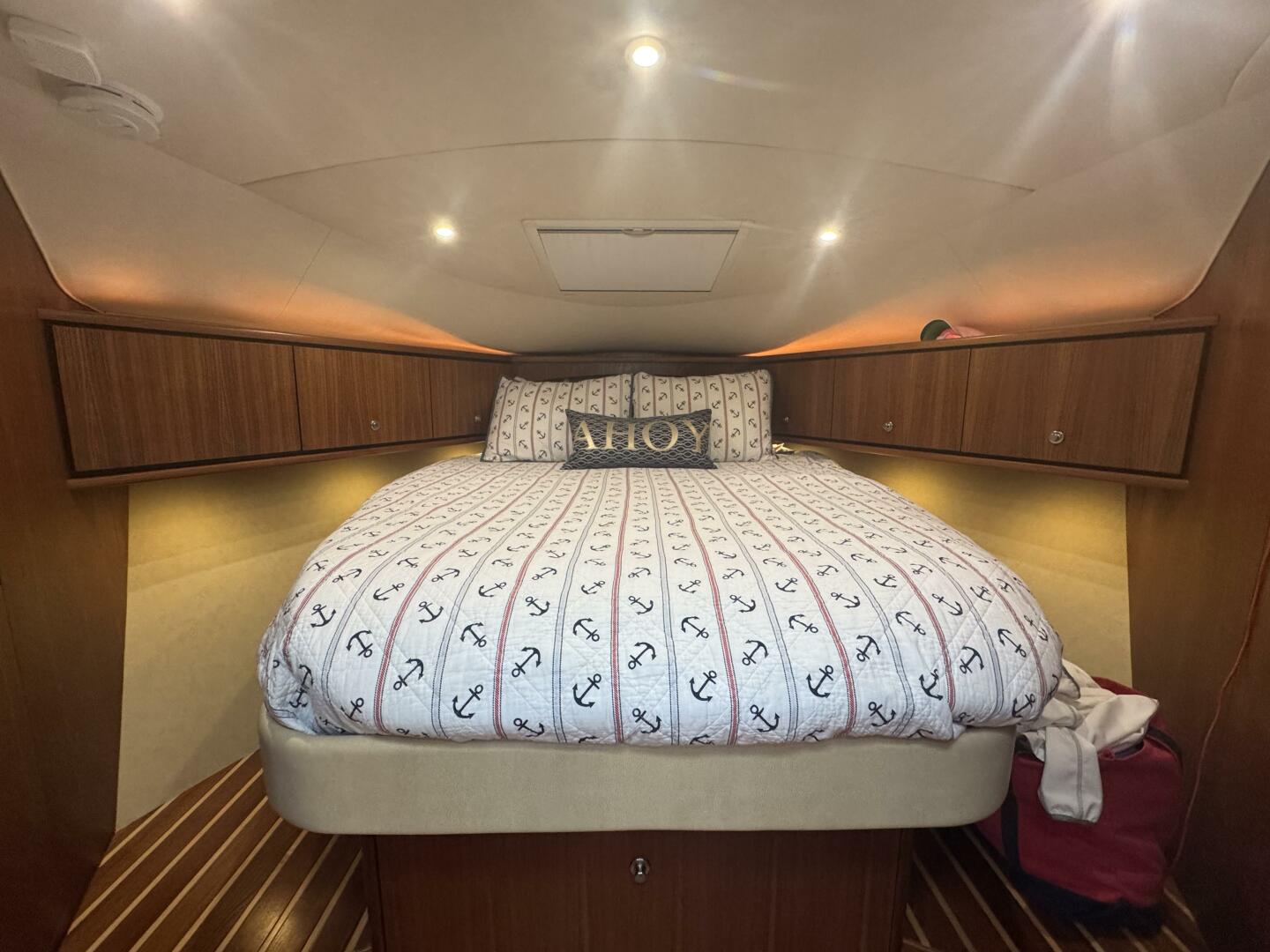 Slide: The Image of Tiara 3900 Sovran 2008 - 5505490