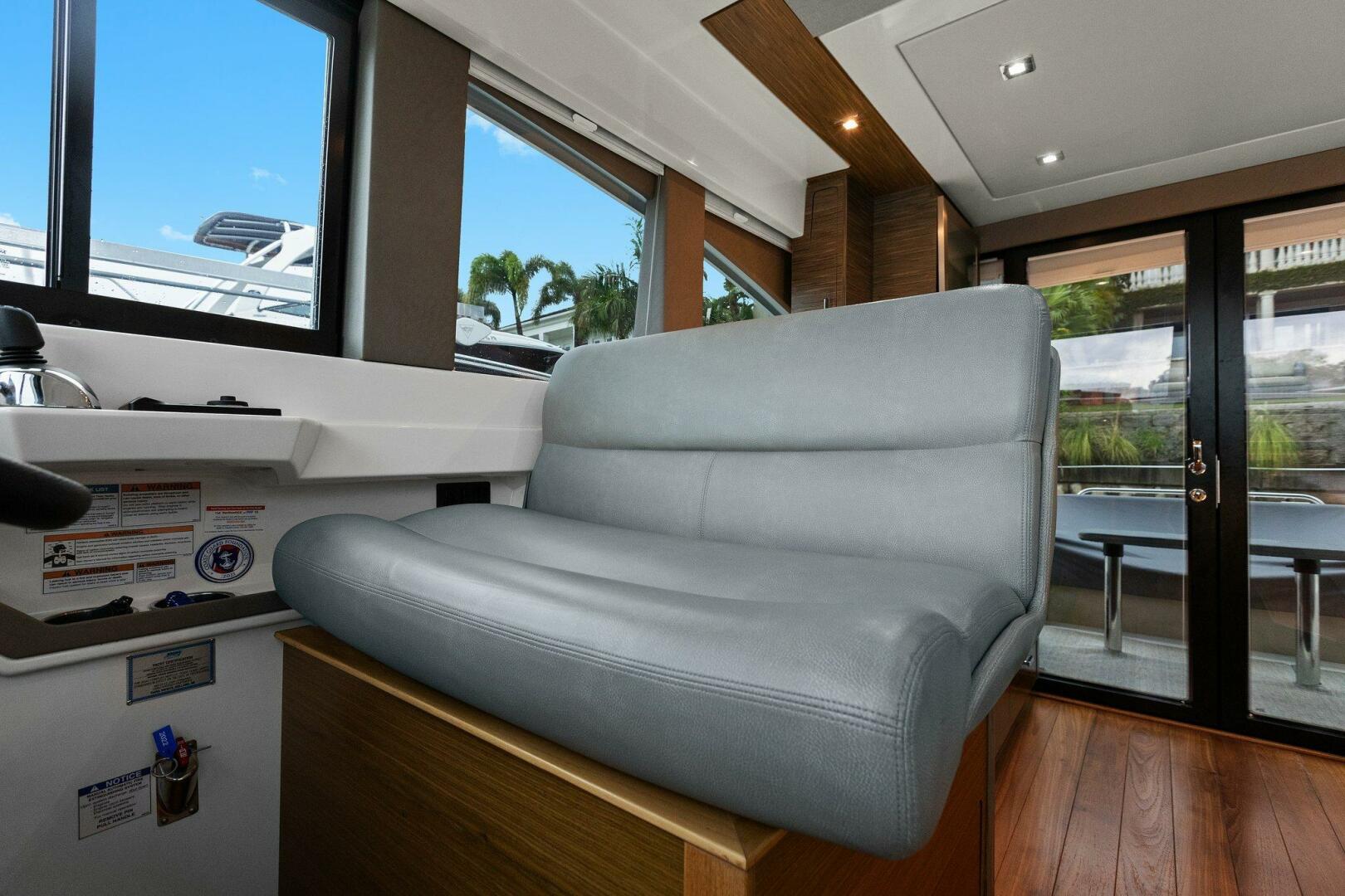 Slide: The Image of 2019 Tiara Yachts 39 Coupe - Big Eyes - Helm - 4630095