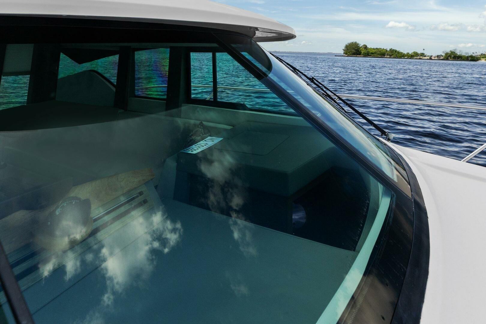 Slide: The Image of 2019 Tiara Yachts 39 Coupe - Big Eyes - - 4630174