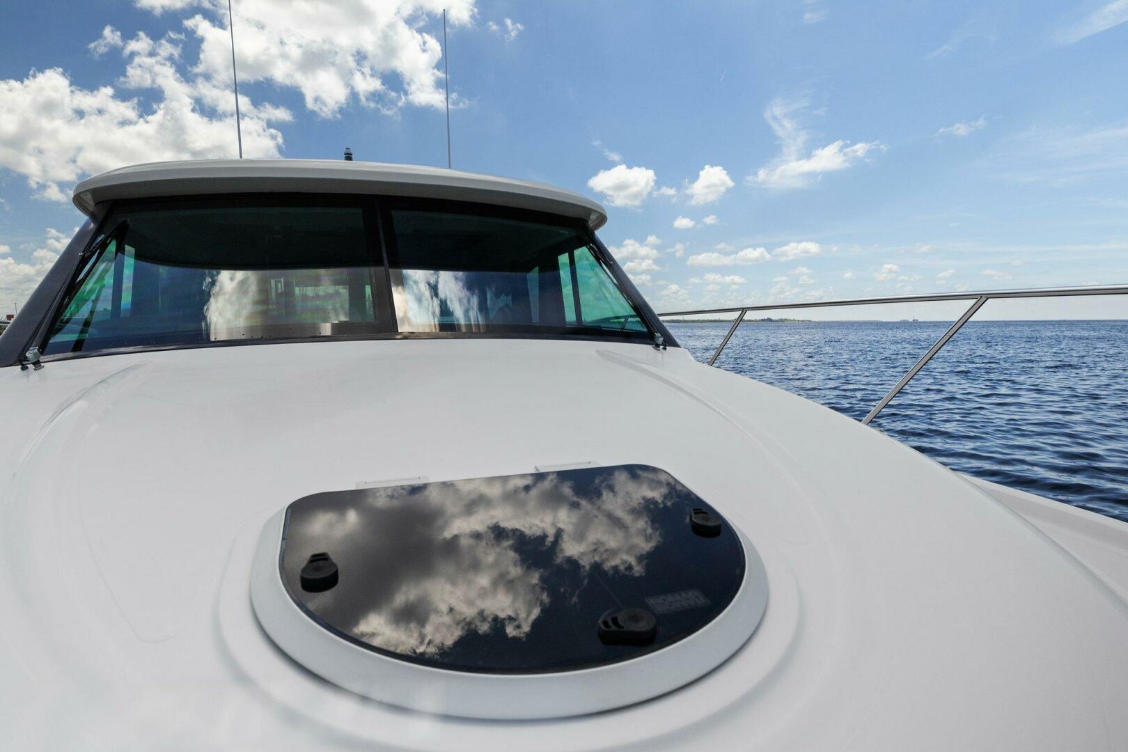 Slide: The Image of 2019 Tiara Yachts 39 Coupe - Big Eyes - - 4630172