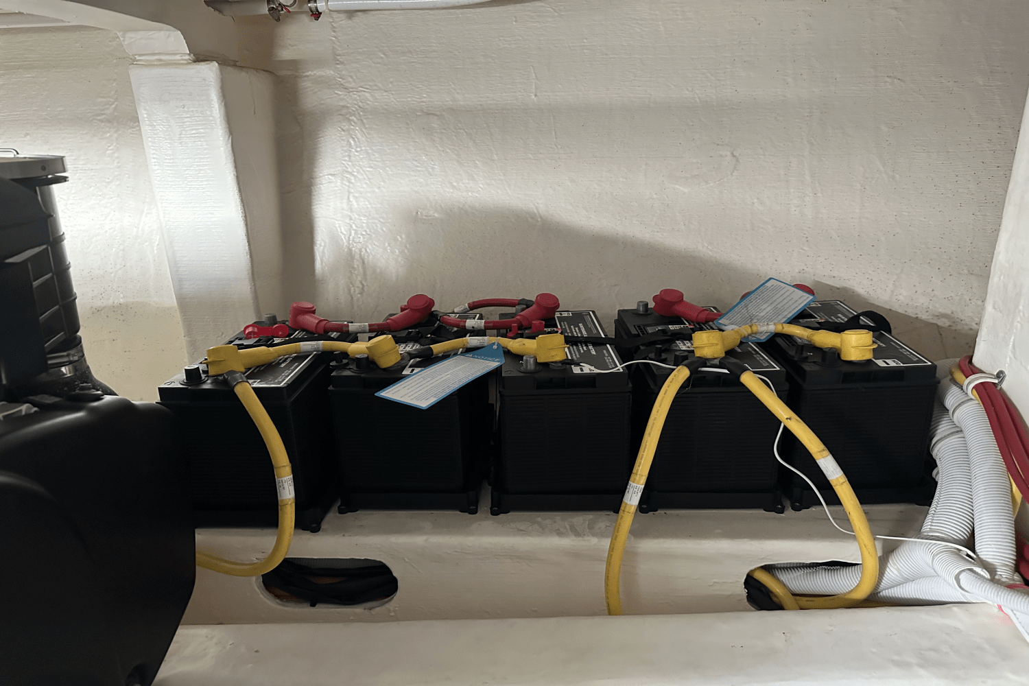 Slide: The Image of Tiara 39 COUPE 2020 - 33