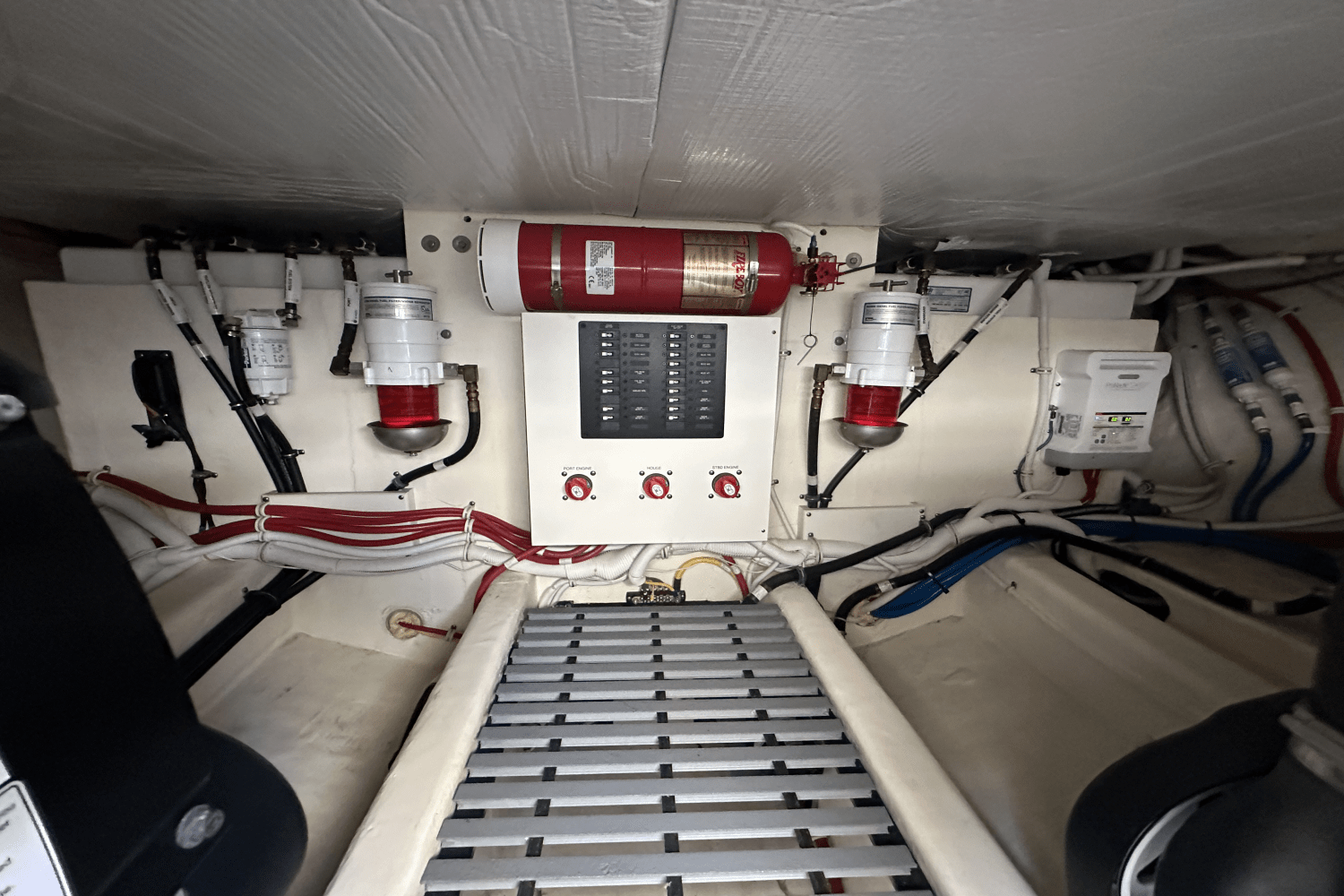 Slide: The Image of Tiara 39 COUPE 2020 - 34