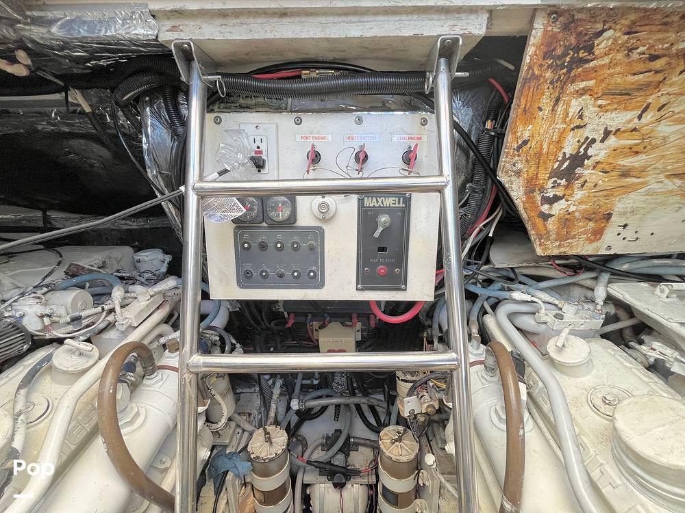 Slide: The Image of Battery Switches - 15177265