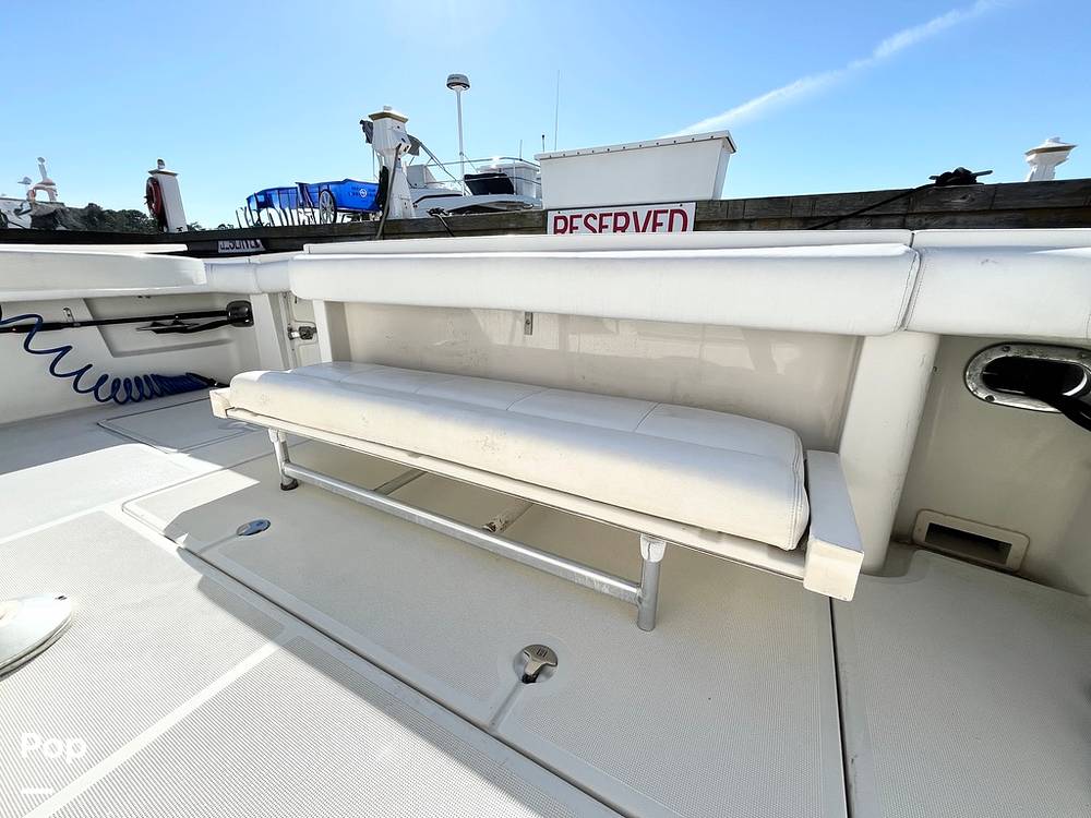 Slide: The Image of Fold Down Seat - 15178352