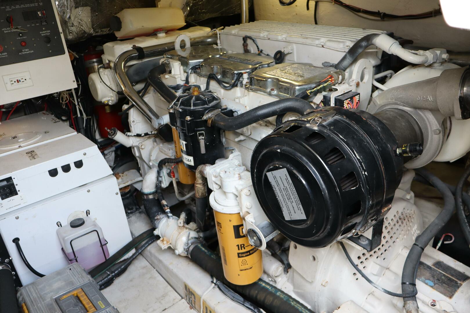 Slide: The Image of 2001 43 Tiara Yacht C Dreamer- Engine Room - 5359694