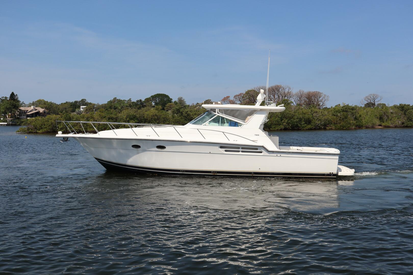 Slide: The Image of 2001 43 Tiara Yacht C Dreamer- Profile - 5359655