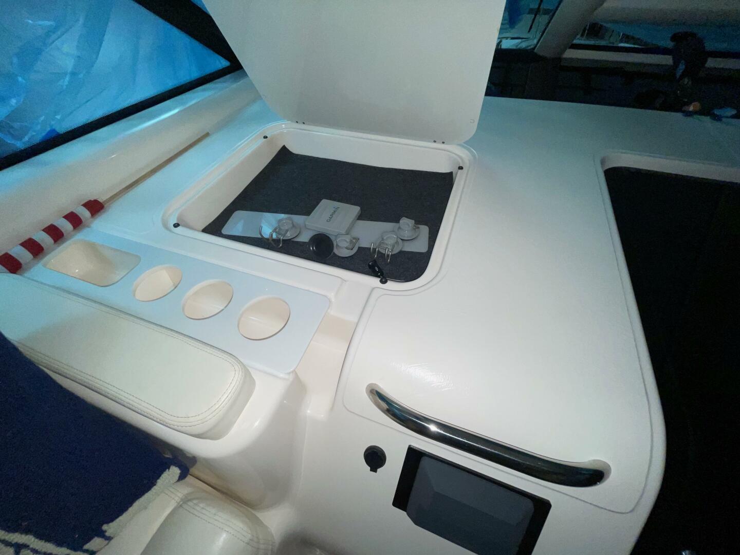 Slide: The Image of Tiara 4300 Sovran 2007 - 5243197