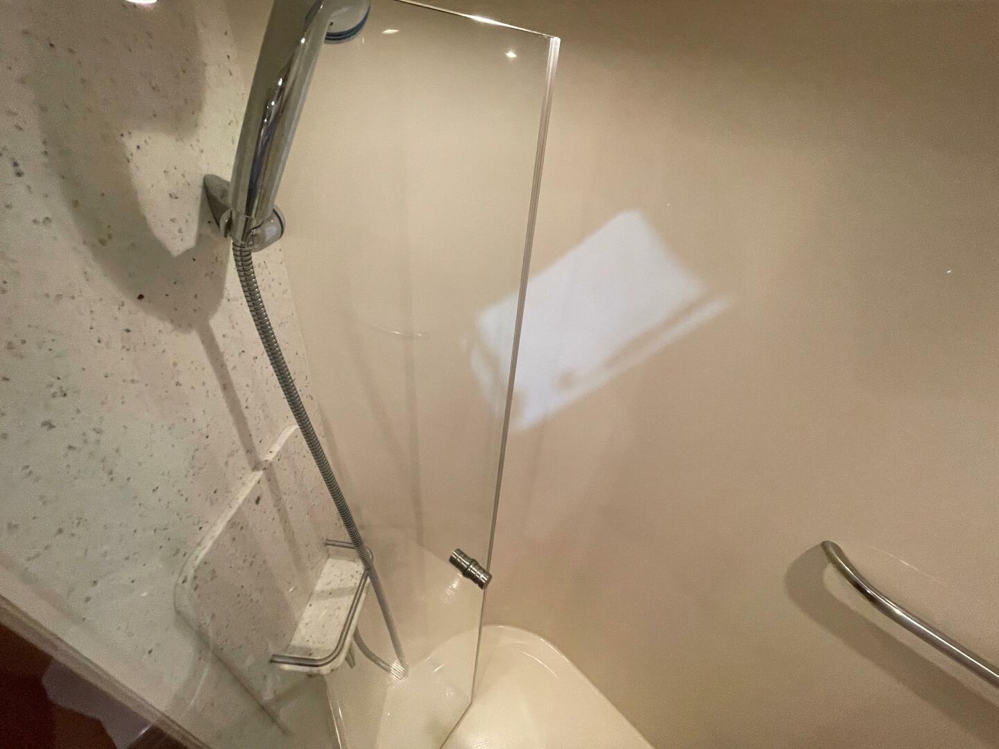 Slide: The Image of Tiara 4300 Sovran 2007 - 5243209