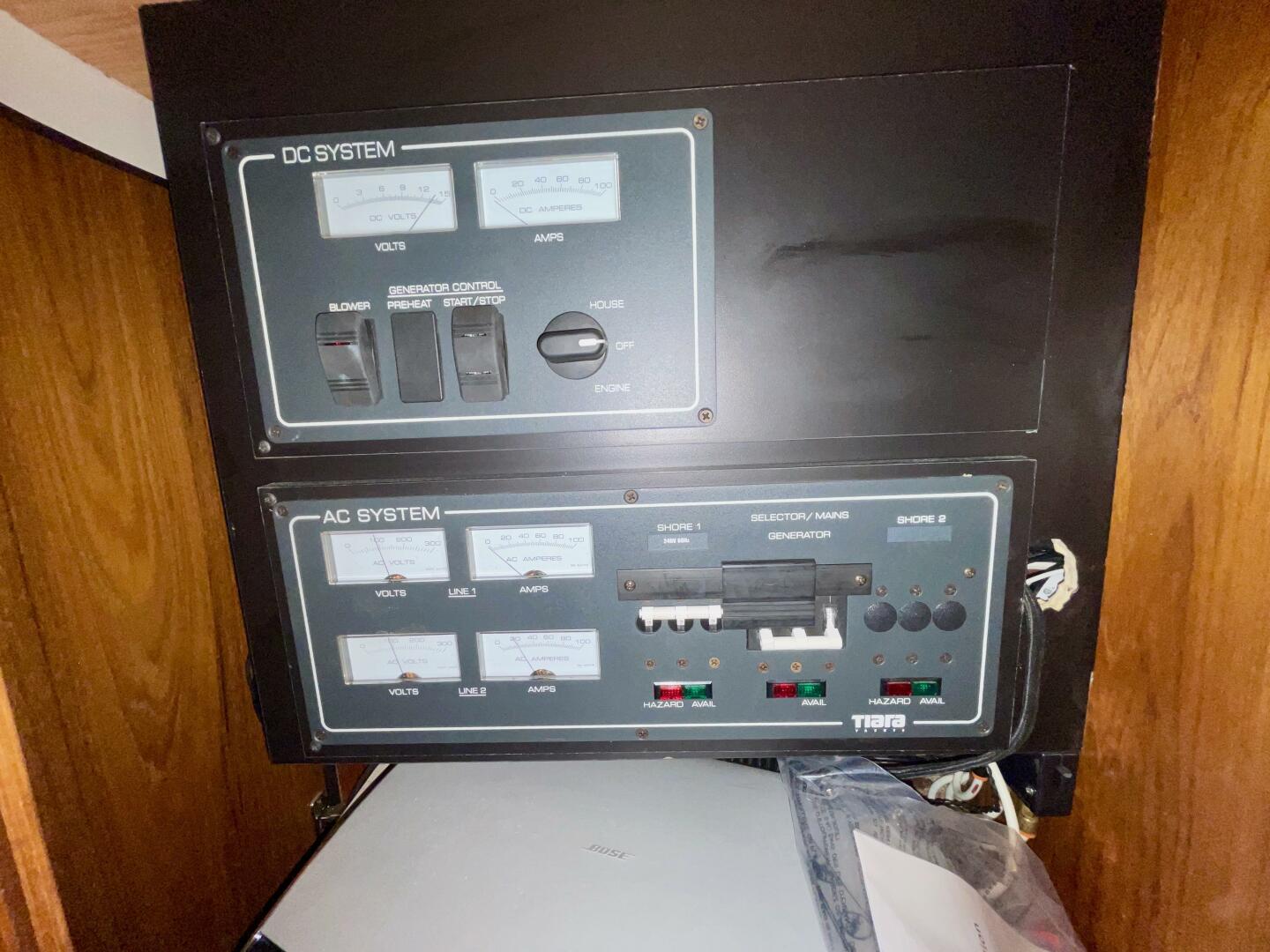 Slide: The Image of Tiara 4300 Sovran 2007 - 5243224