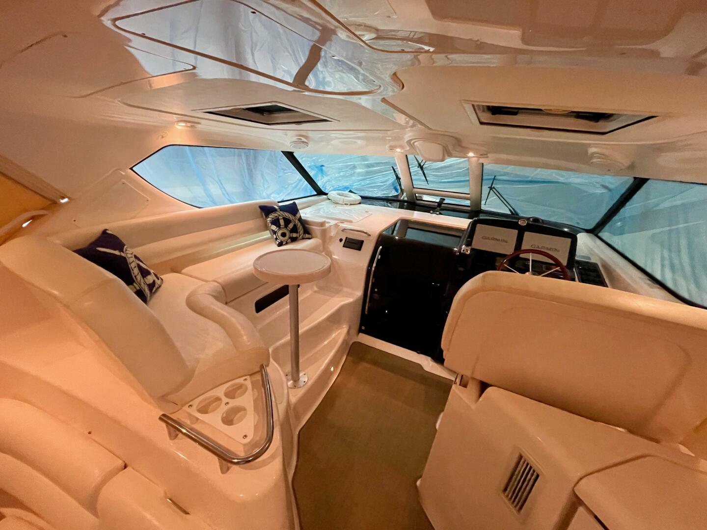 Slide: The Image of Tiara 4300 Sovran 2007 - 5243267