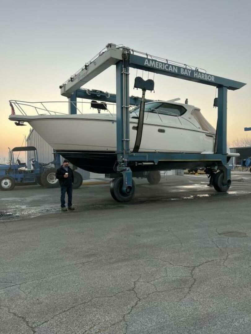 Slide: The Image of Tiara 4300 Sovran 2007 - 5246115