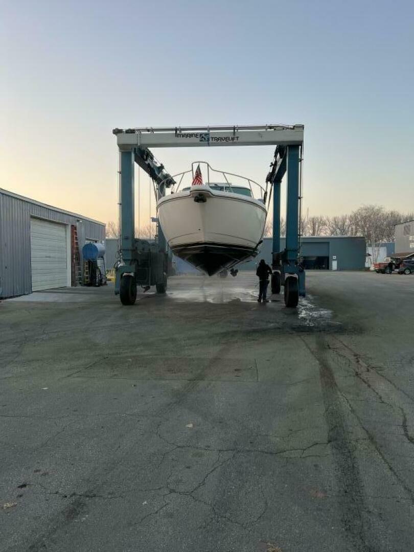 Slide: The Image of Tiara 4300 Sovran 2007 - 5246117