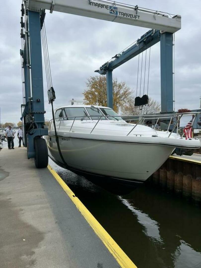 Slide: The Image of Tiara 4300 Sovran 2007 - 5246120