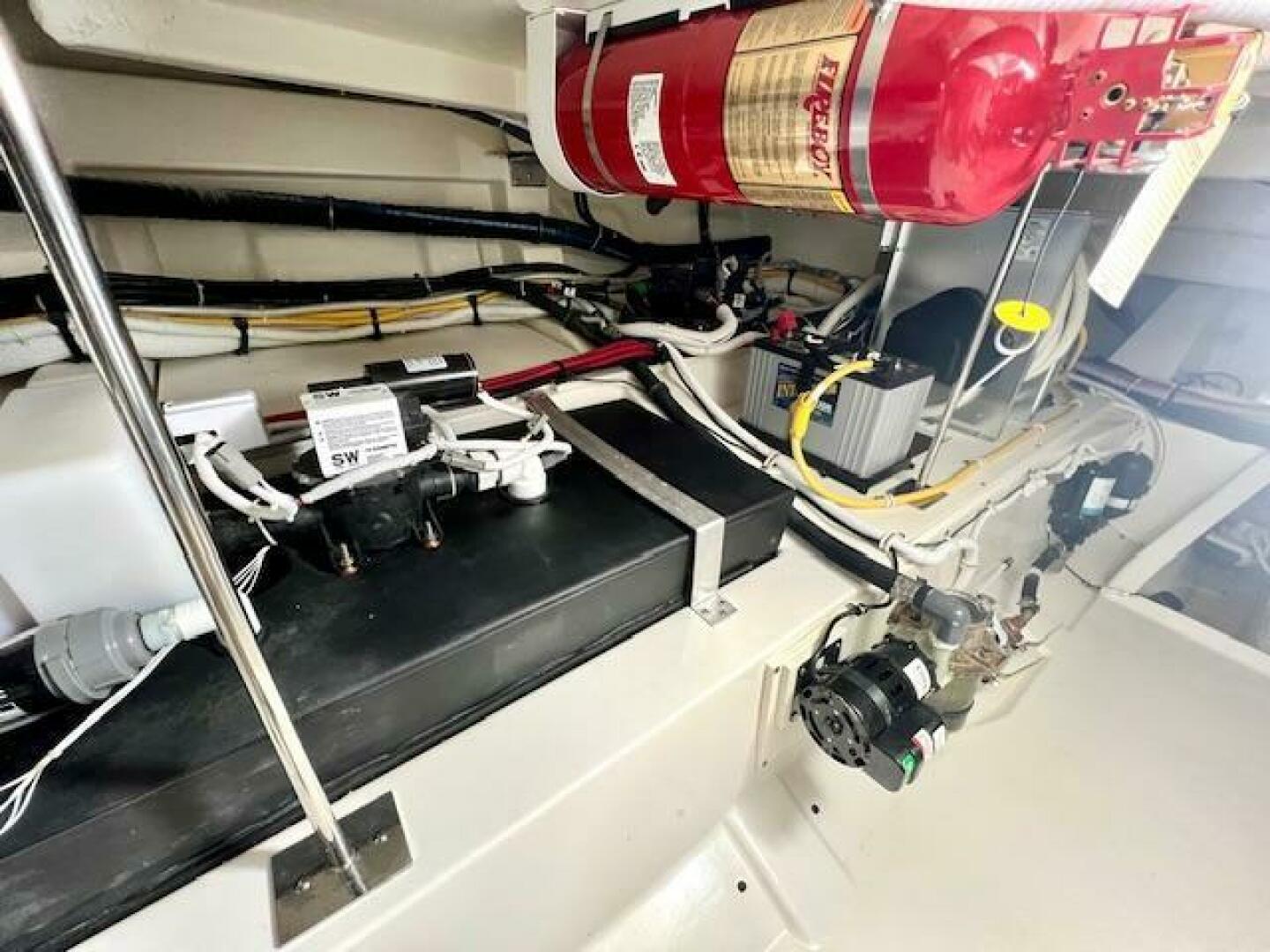 Slide: The Image of Tiara 43 LE 2022 - 4768441