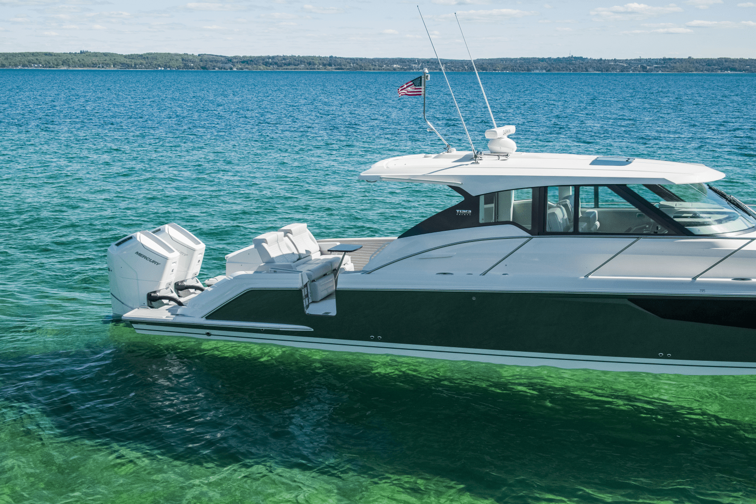 Slide: The Image of Tiara 43LE 2026 - 24