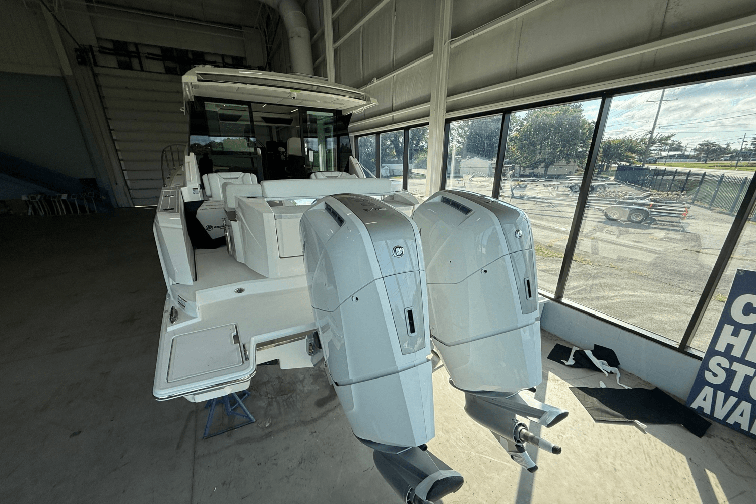 Slide: The Image of Tiara 43LE 2026 - 3